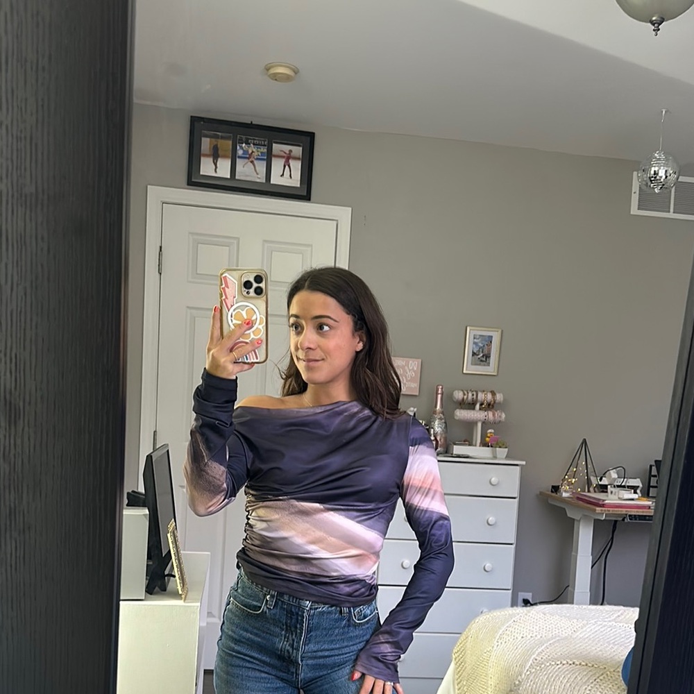 Elegant Off-Shoulder Black and Gray Top